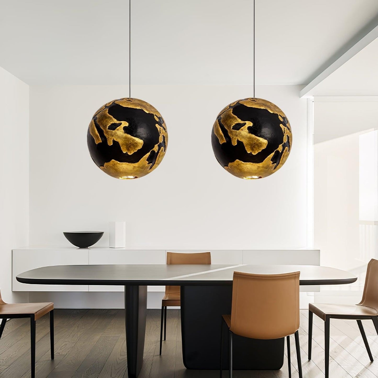Aurelia Sculpted Pendant Lamp
