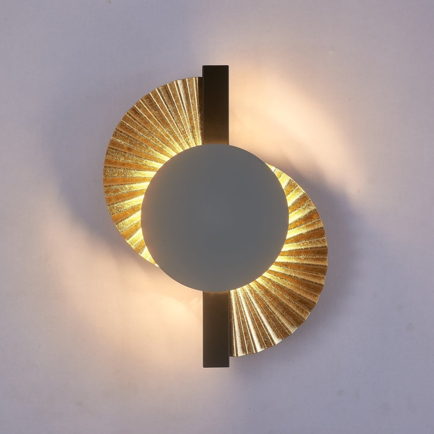 Aureum Fan Accent Wall Light