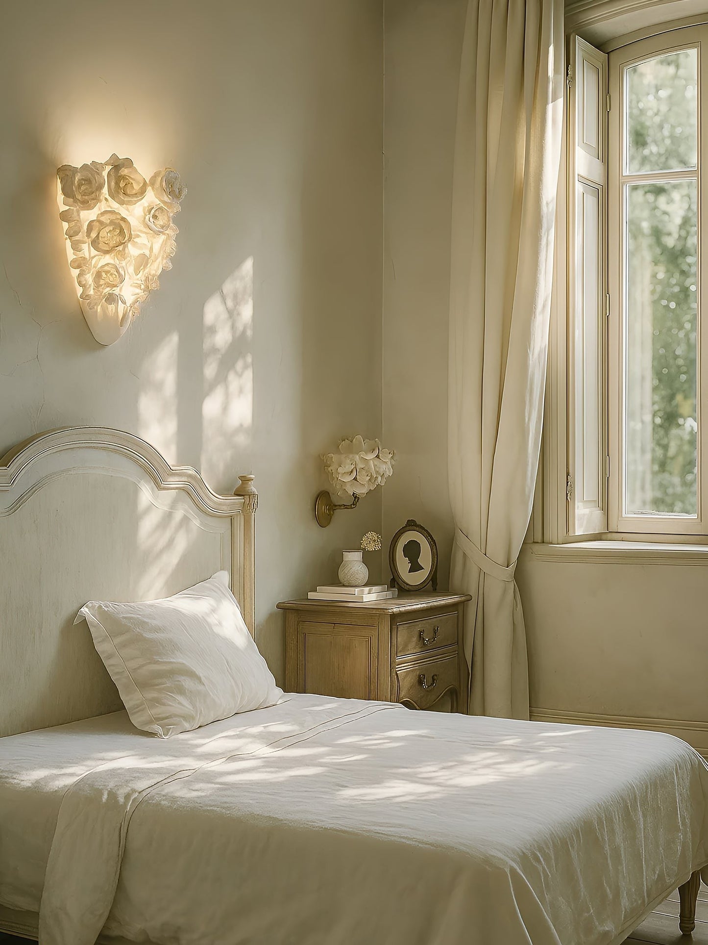 Aurielle Bloom Wall Lamp