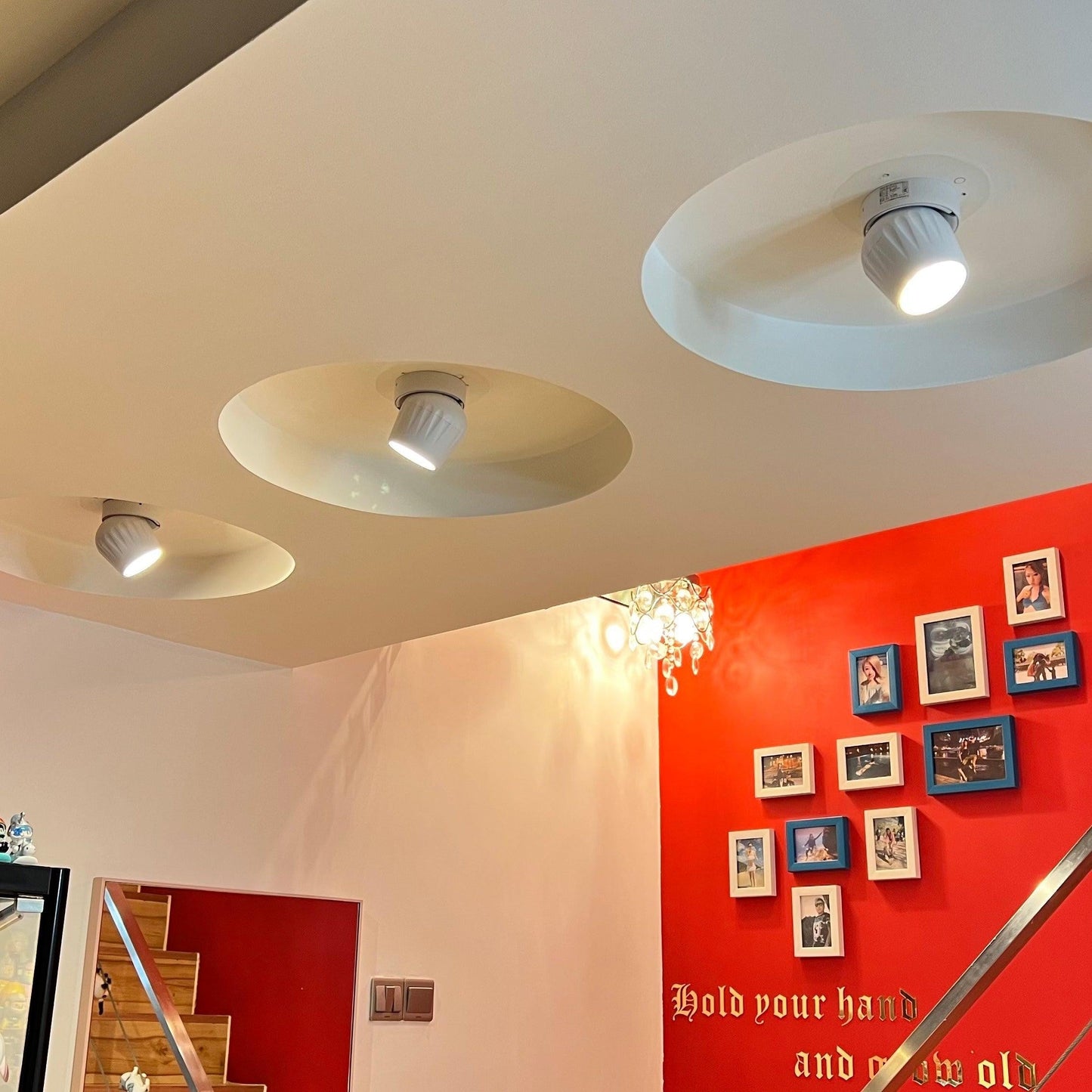 Axis Rotating Spotlight