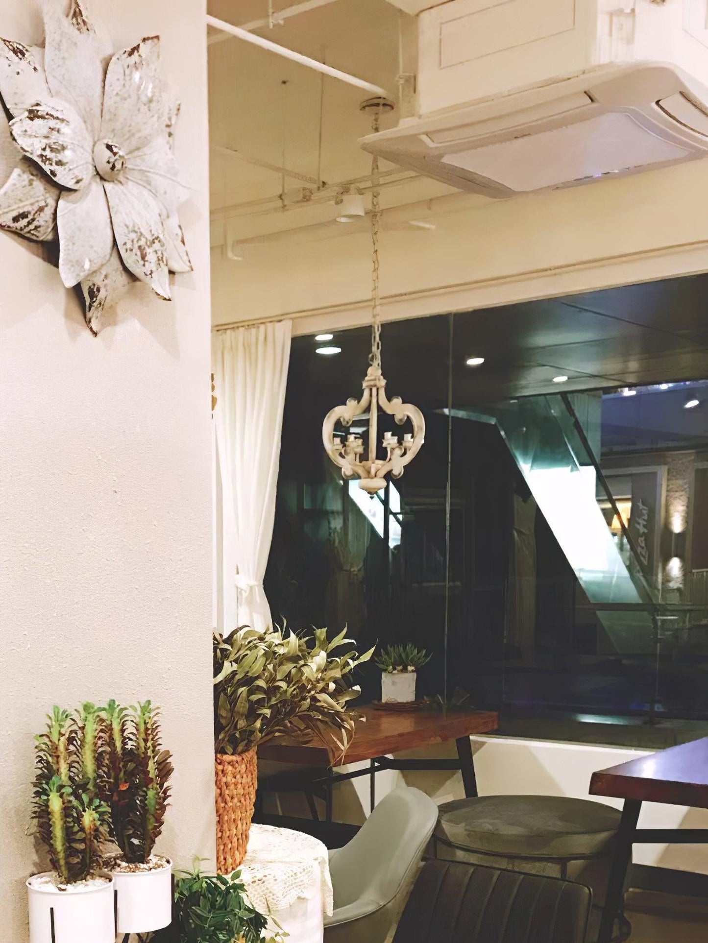 Bellecour Vintage Lantern Chandelier