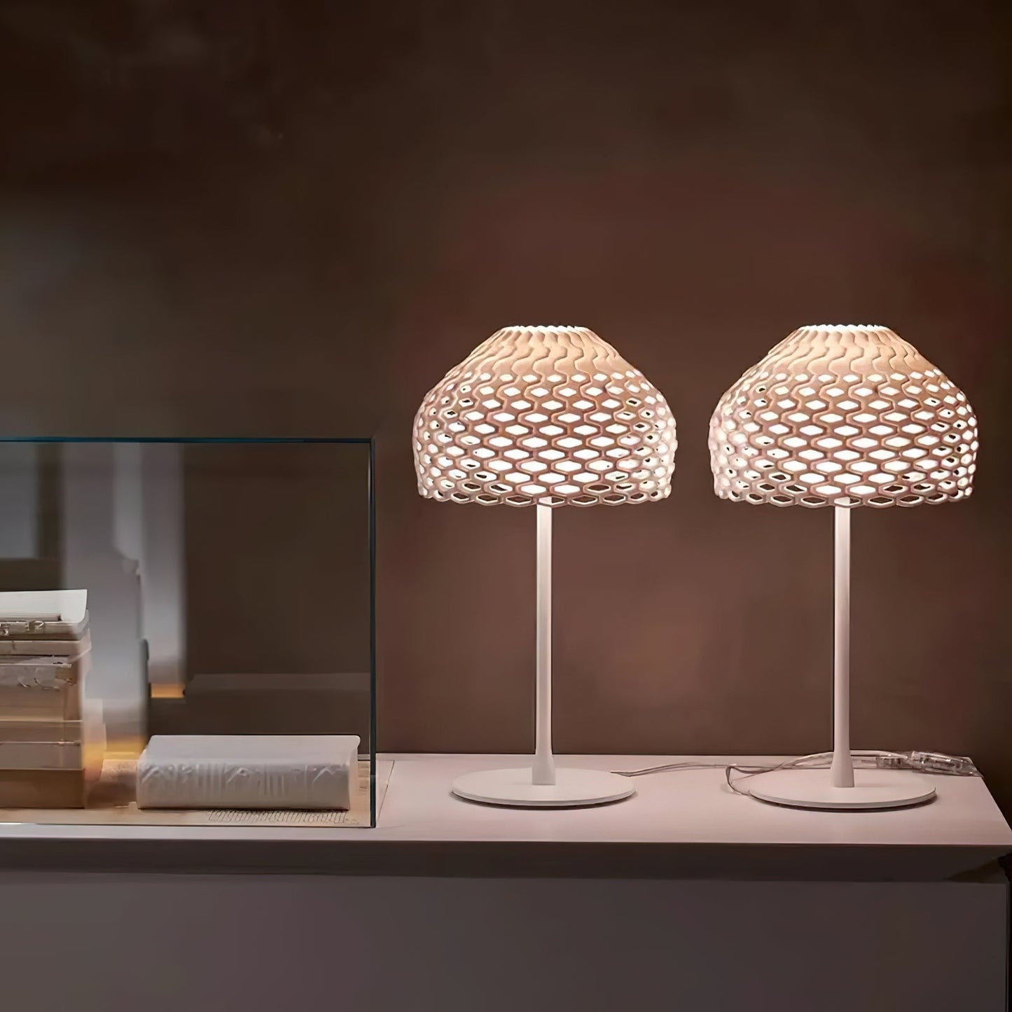 Helios Shell Table Lamp