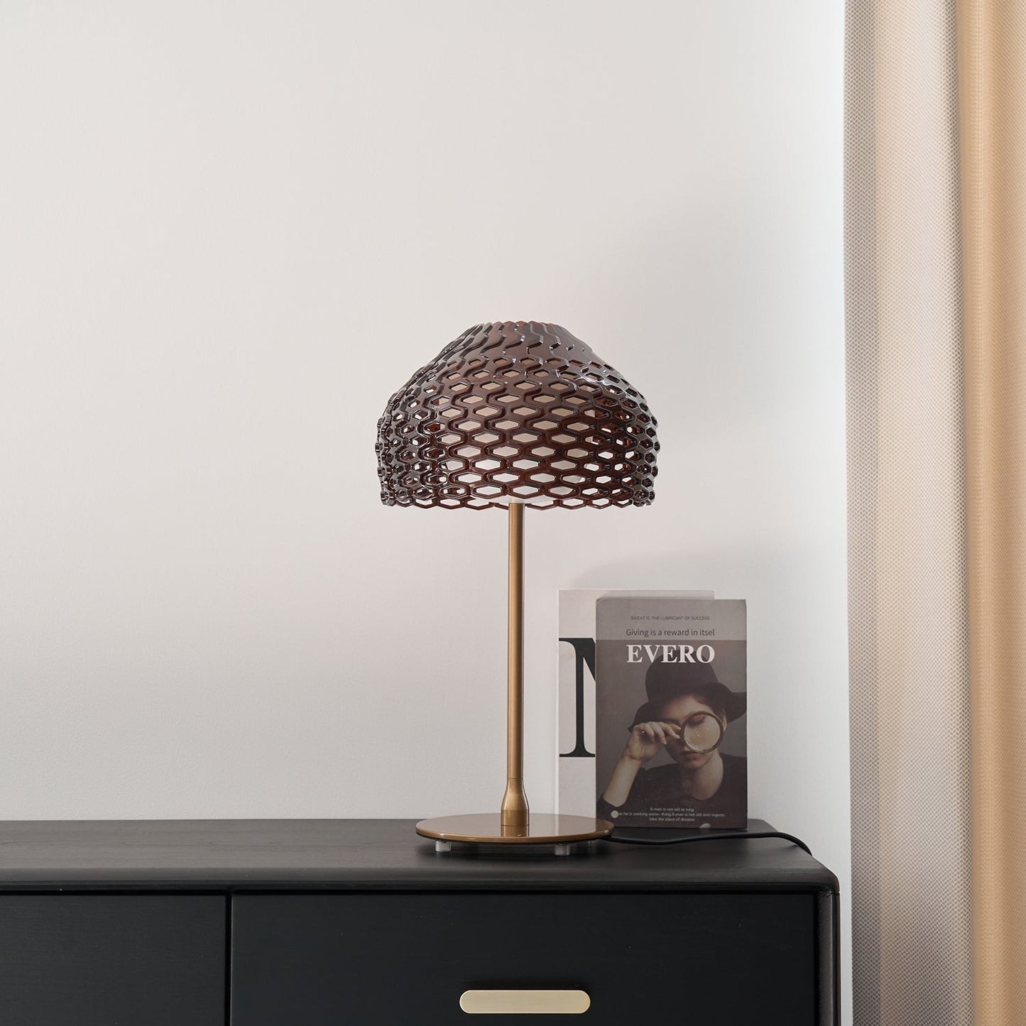 Helios Shell Table Lamp