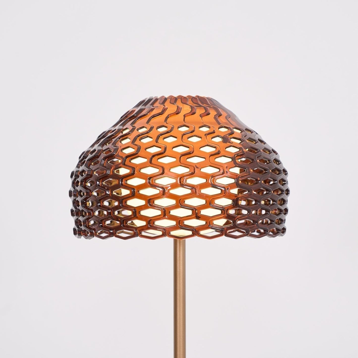 Helios Shell Table Lamp