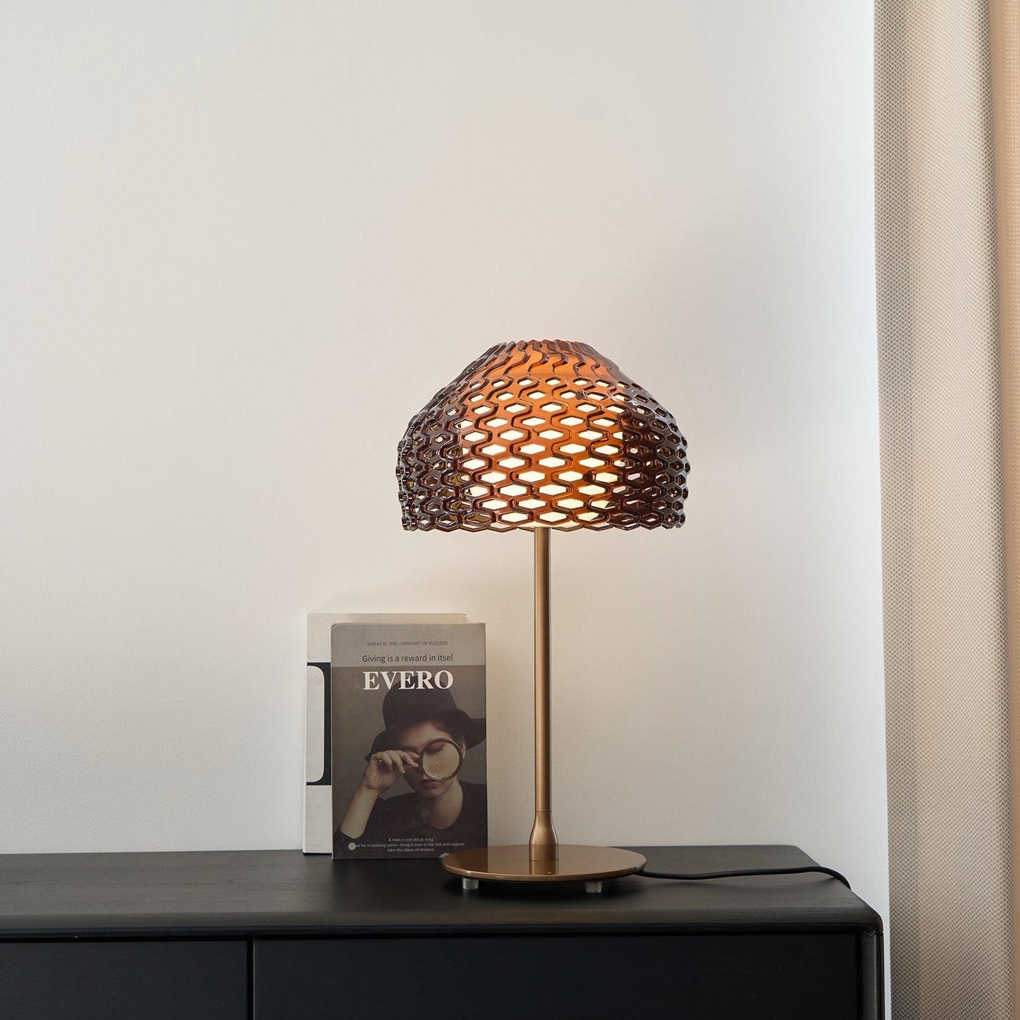 Helios Shell Table Lamp
