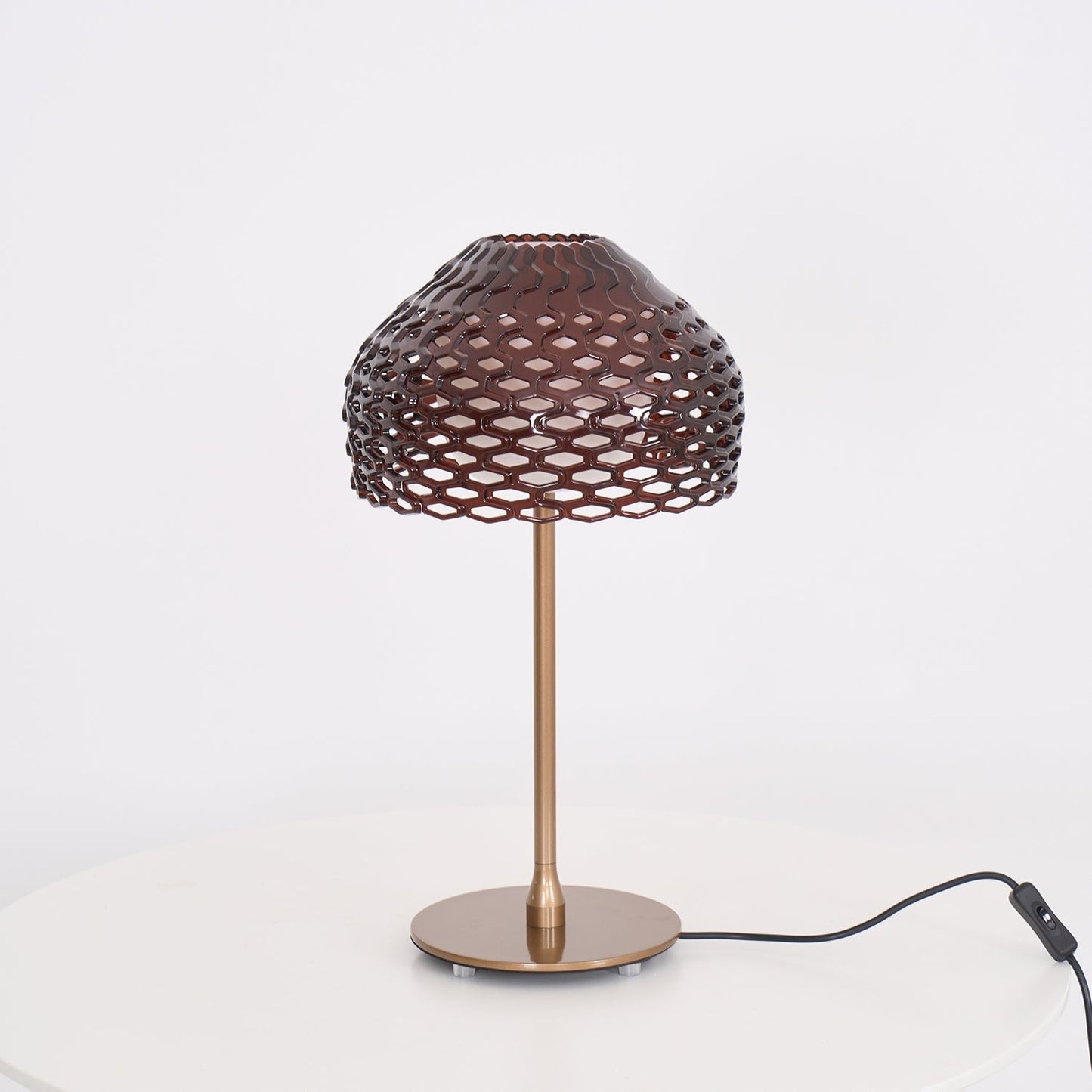 Helios Shell Table Lamp