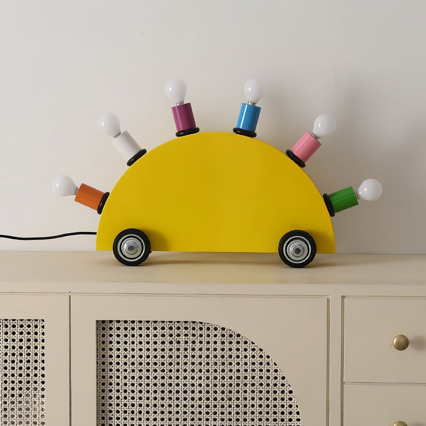 Memphis Cruiser Sculptural Lamp