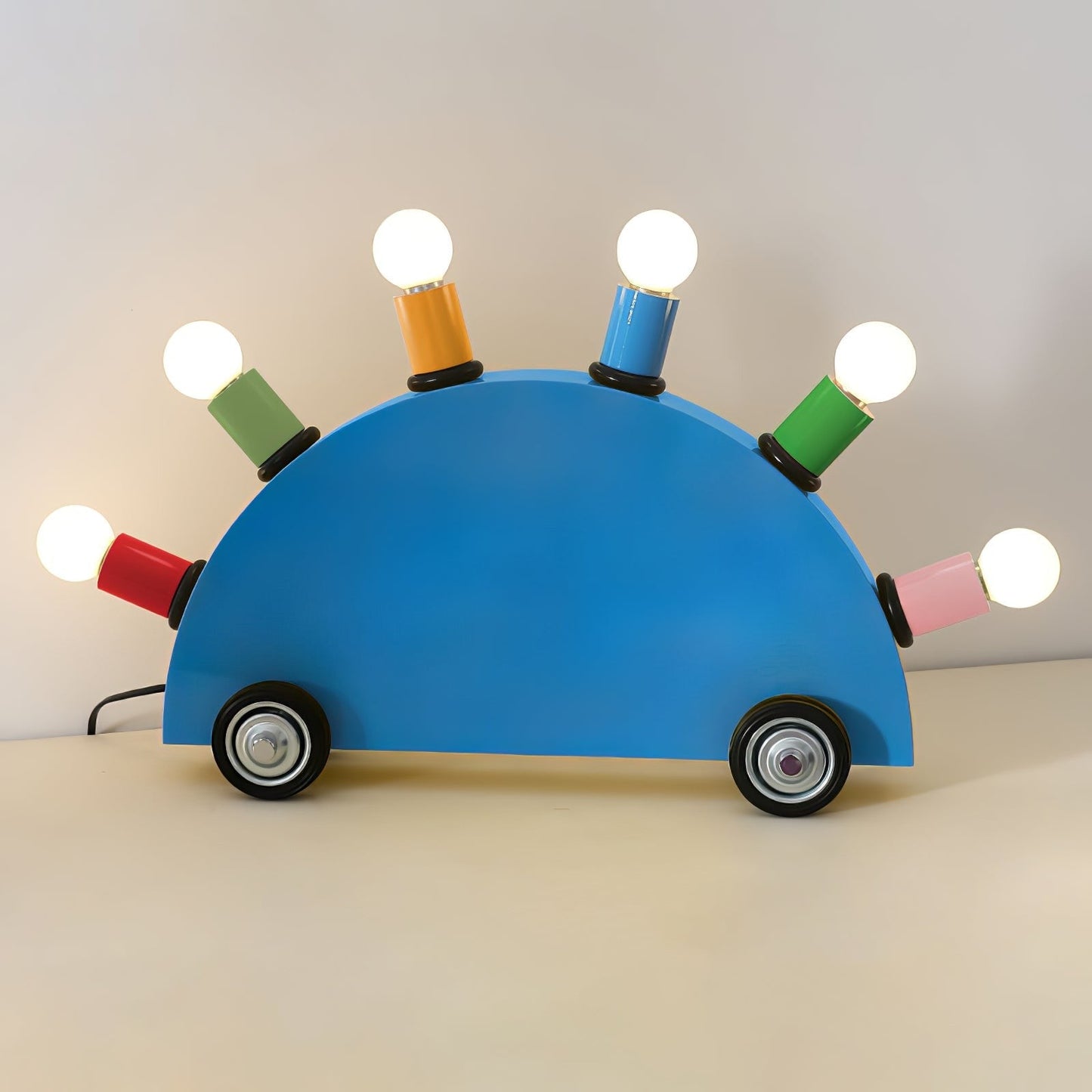 Memphis Cruiser Sculptural Lamp