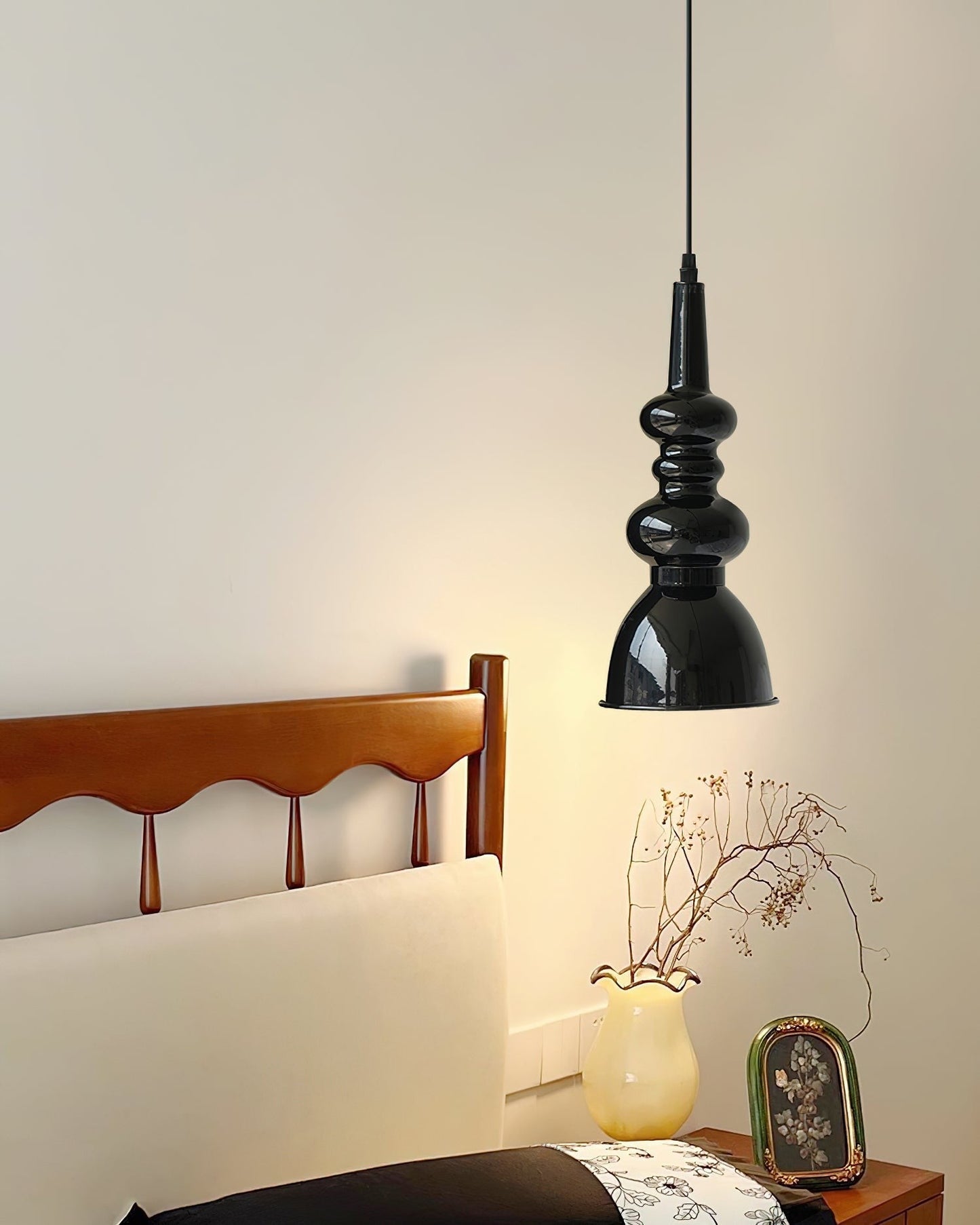 Obsidian Wave Pendant Light