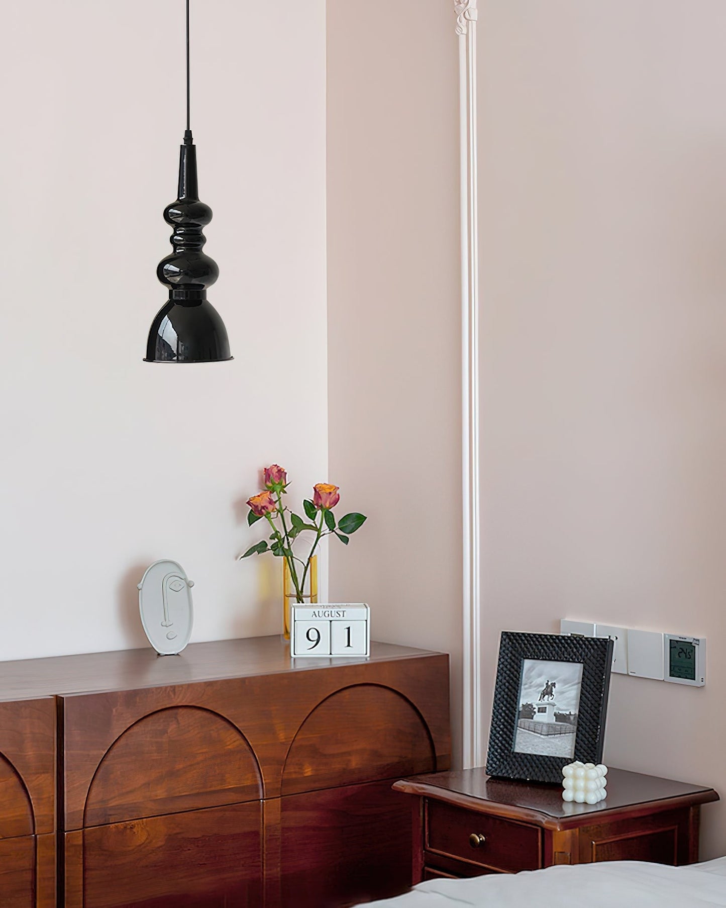 Obsidian Wave Pendant Light
