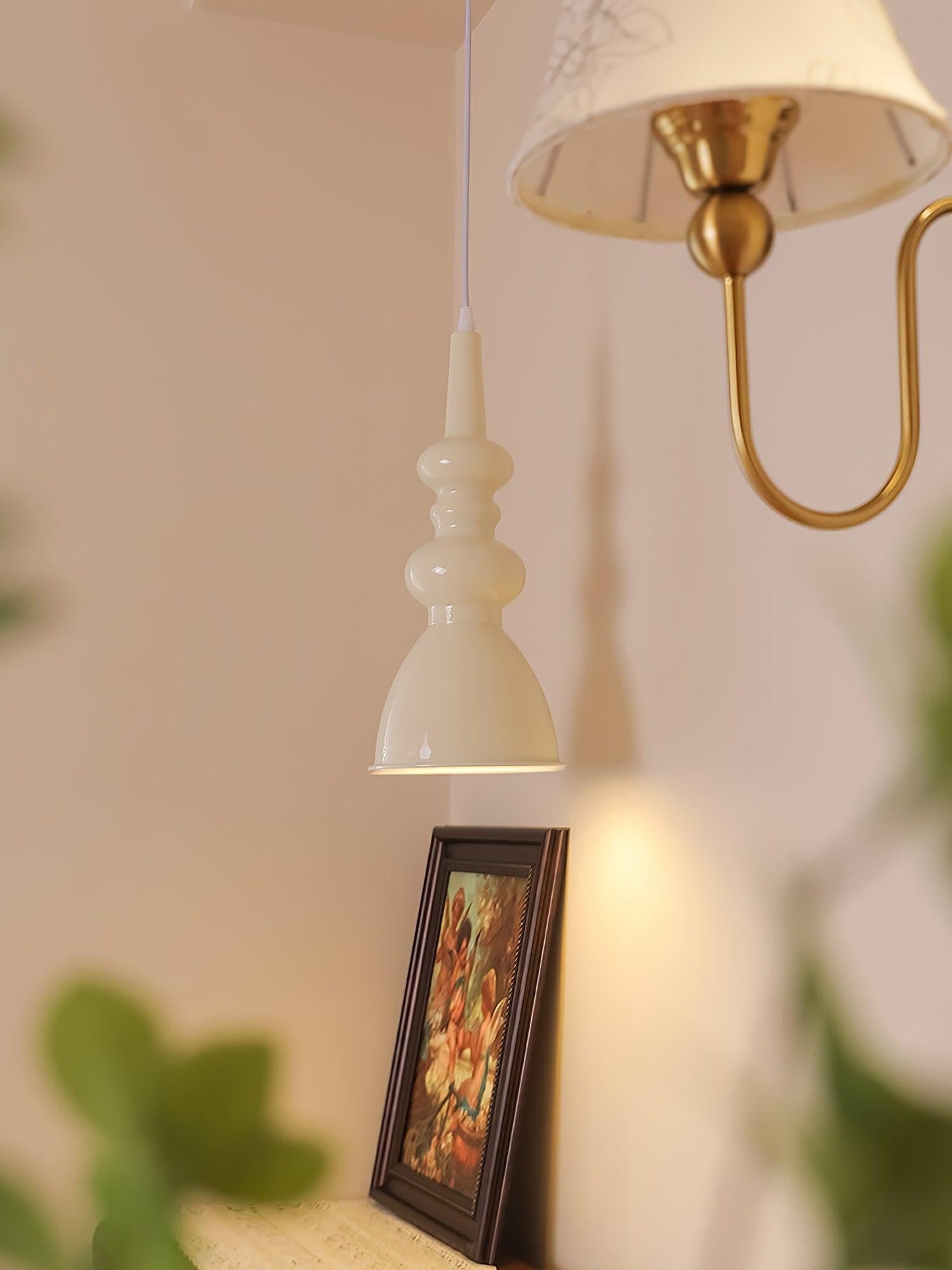 Obsidian Wave Pendant Light